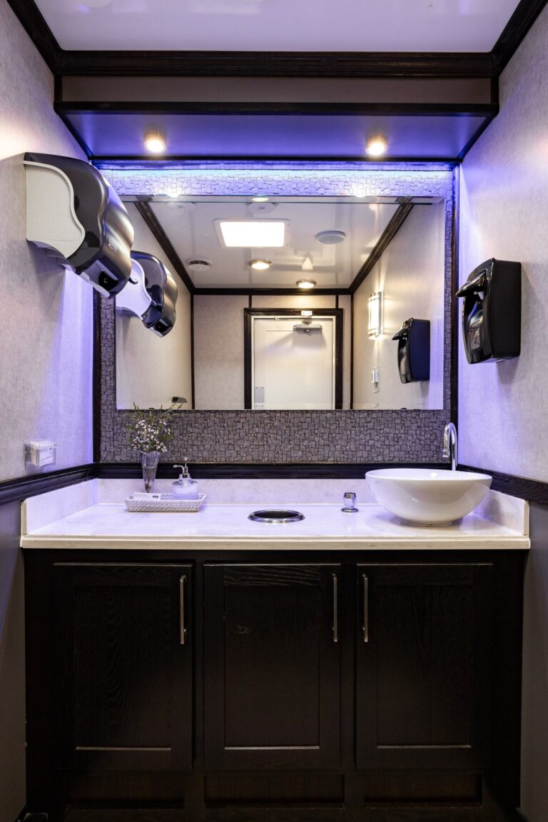 3-Station Luxury Restroom Trailer for rent from Major Event Trailers in Ventura, CA. - Interior View 9