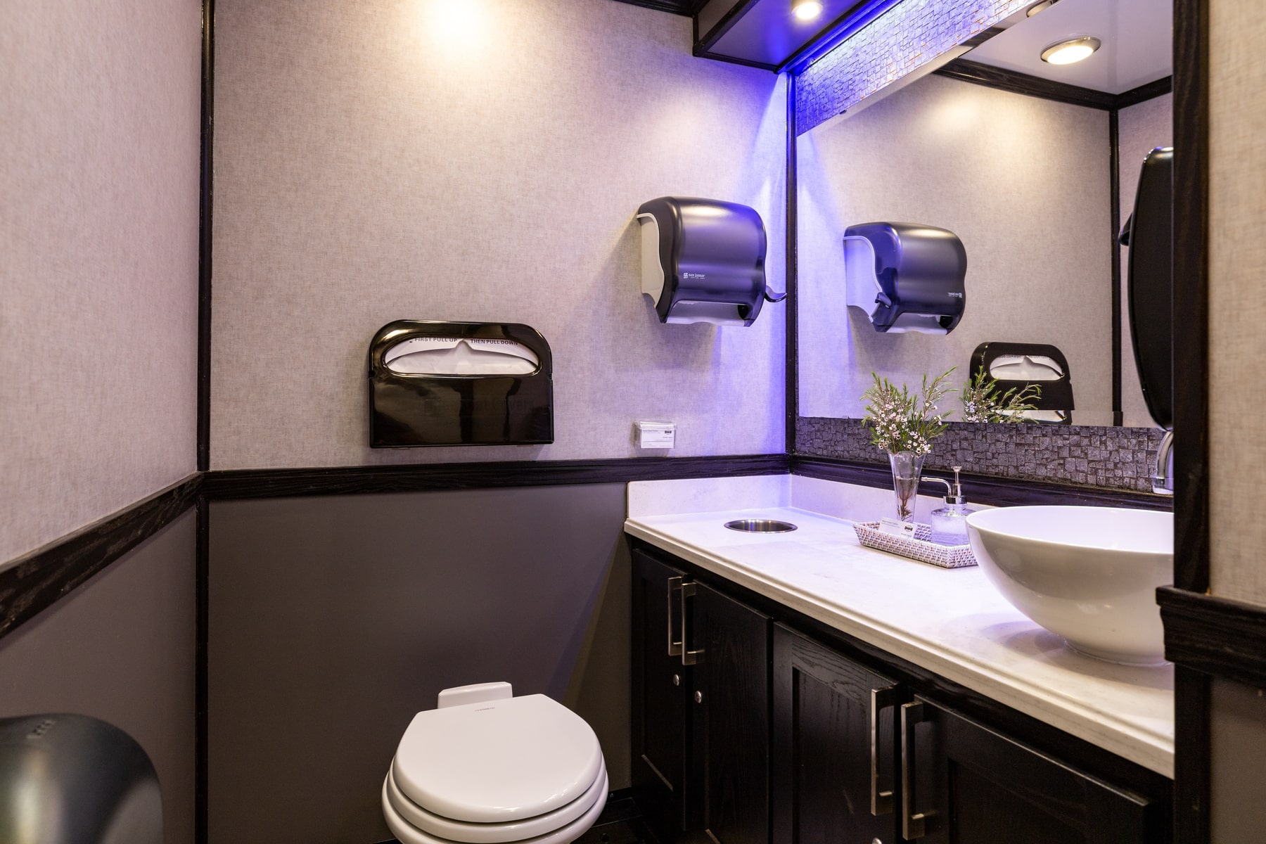 5-Station Luxury Restroom Trailer Rental – Interior View 1