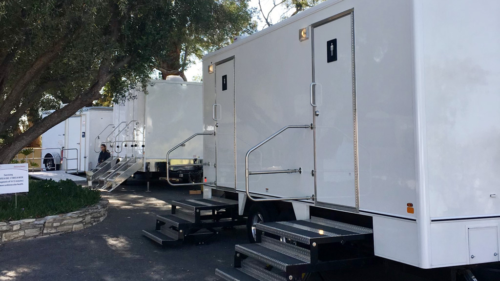 charity event restroom trailers burbank ca from major event trailers